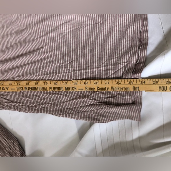 American Eagle Soft and Sexy Long Sleeve Tee - Picture 9 of 11